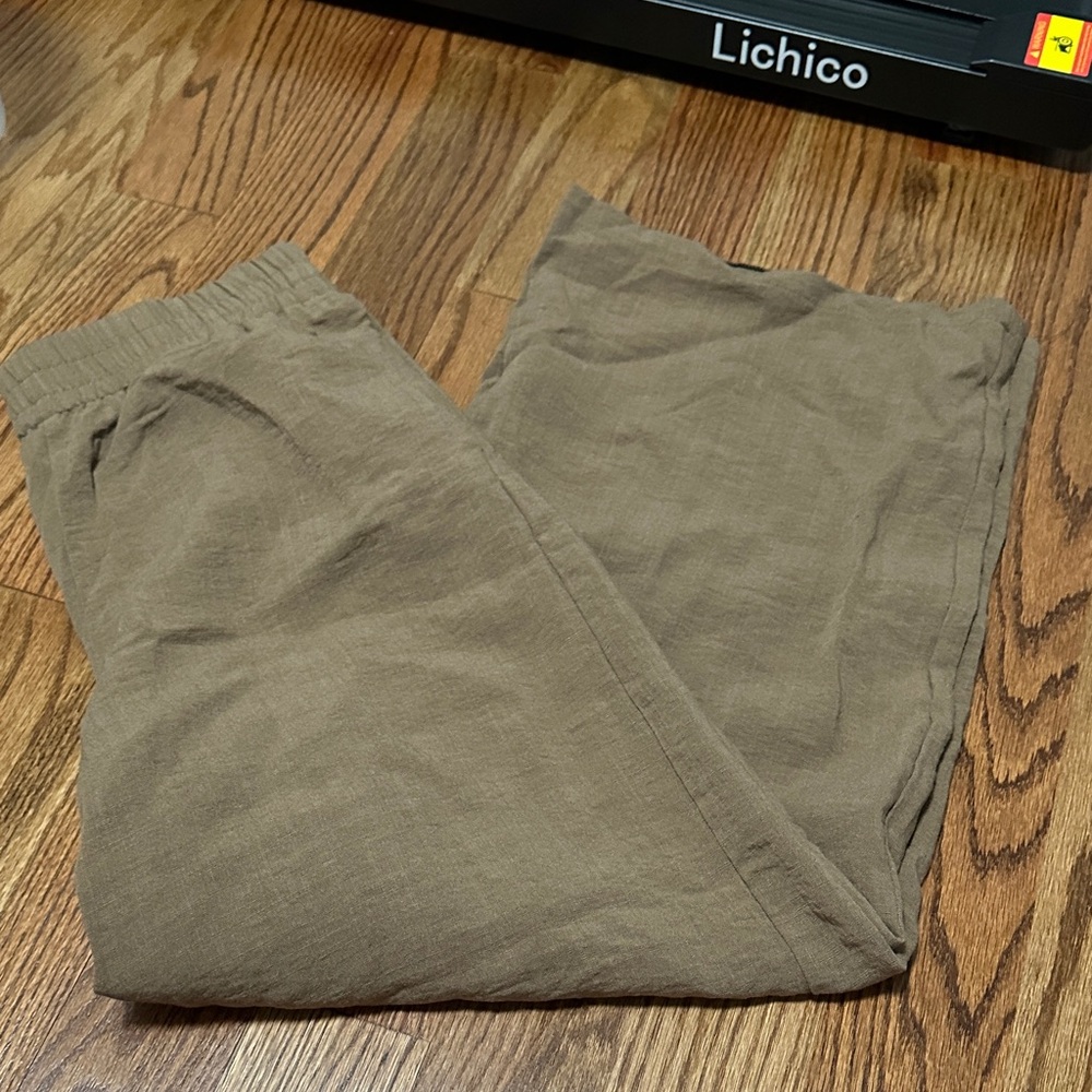 Zara women’s Khaki Chinos